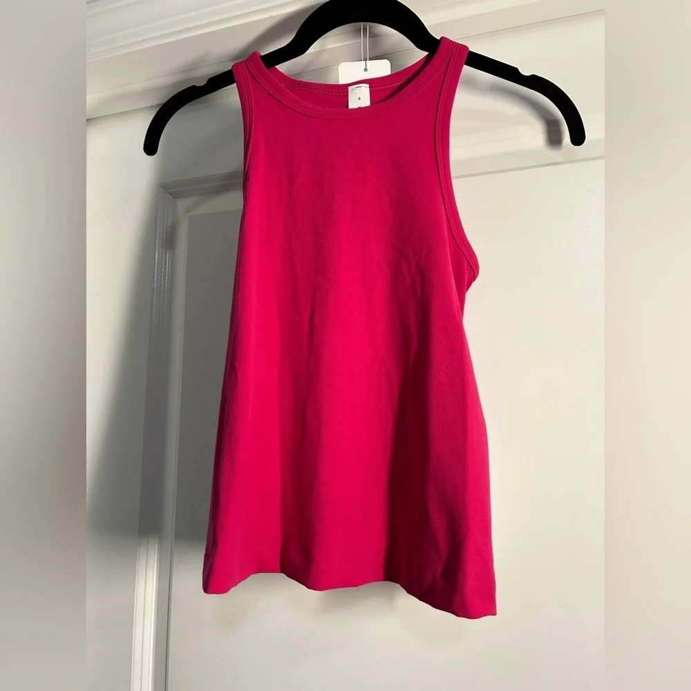 Lululemon NWT Pink Fitted‎ Tank Top-Passionate Color